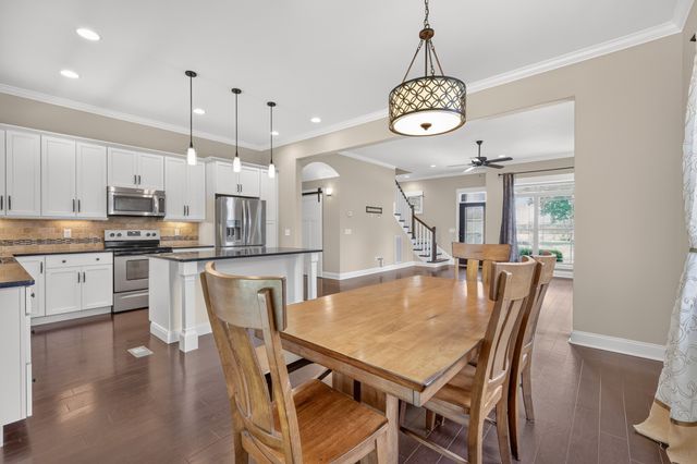 111 Tioga Ct, Murfreesboro, TN 37129