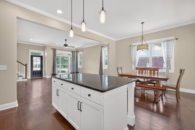 111 Tioga Ct, Murfreesboro, TN 37129