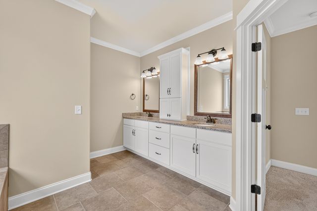 111 Tioga Ct, Murfreesboro, TN 37129