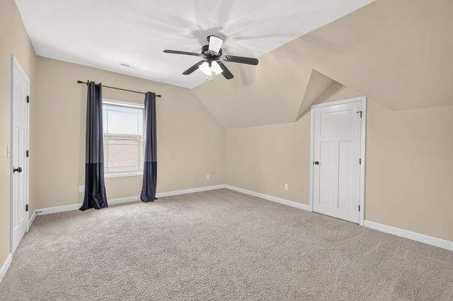 111 Tioga Ct, Murfreesboro, TN 37129