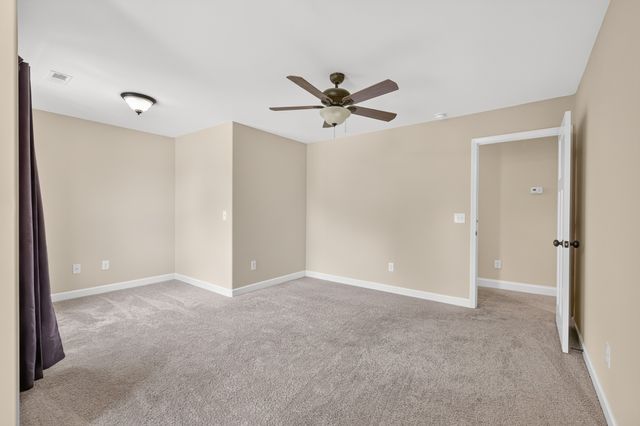 111 Tioga Ct, Murfreesboro, TN 37129