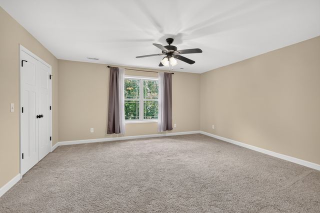 111 Tioga Ct, Murfreesboro, TN 37129
