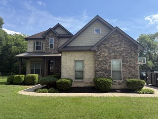111 Tioga Ct, Murfreesboro, TN 37129