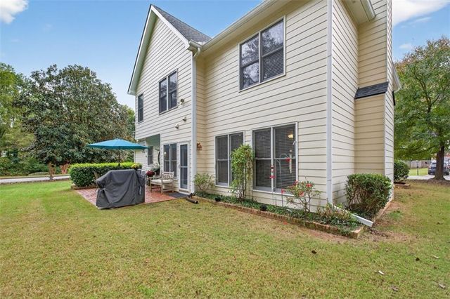 1135 Meadow Perch Court, Lawrenceville, GA 30043