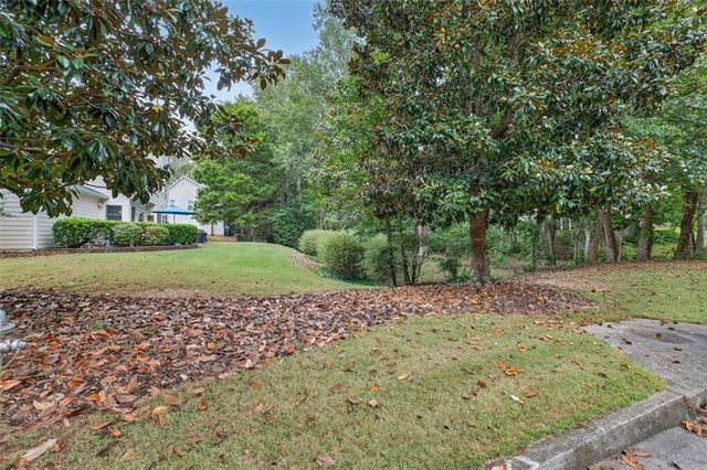 1135 Meadow Perch Court, Lawrenceville, GA 30043