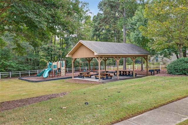 1135 Meadow Perch Court, Lawrenceville, GA 30043