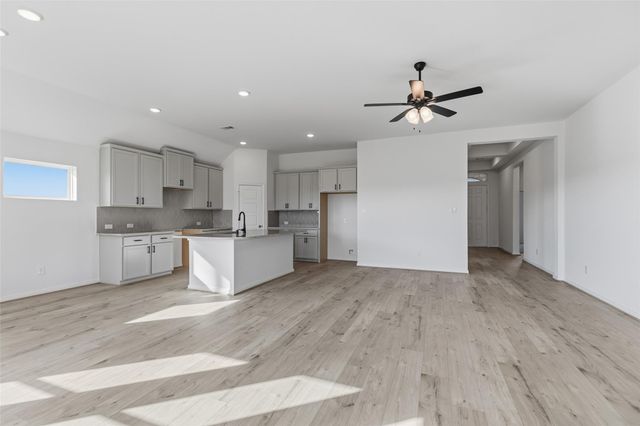 2818 Ruby Laurel Drive, Iowa Colony, TX 77583