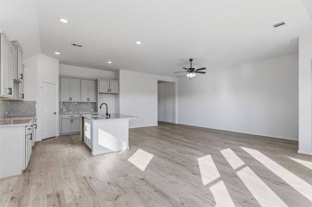 2818 Ruby Laurel Drive, Iowa Colony, TX 77583