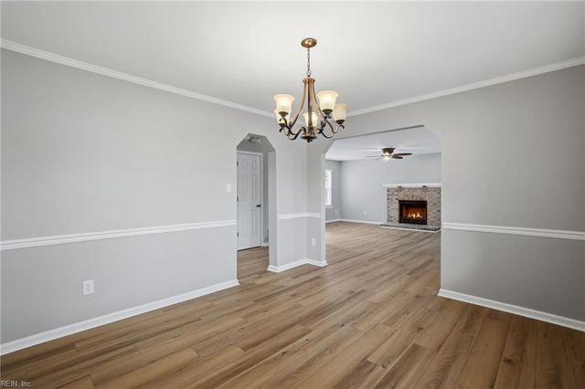 1225 Woodstream CT, Chesapeake, VA 23322