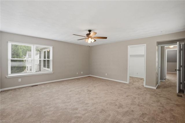 1225 Woodstream CT, Chesapeake, VA 23322