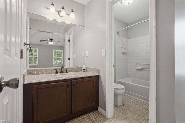 1225 Woodstream CT, Chesapeake, VA 23322