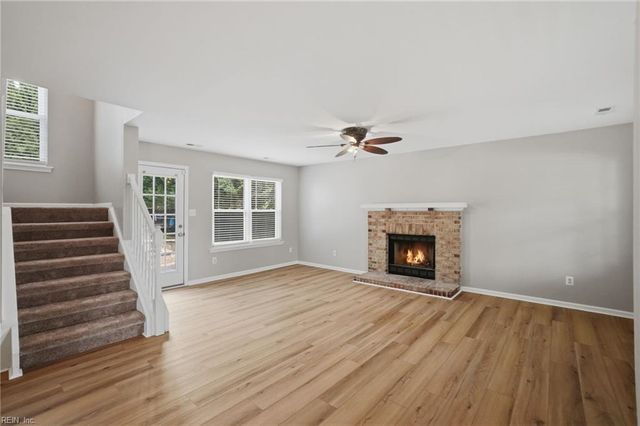 1225 Woodstream CT, Chesapeake, VA 23322