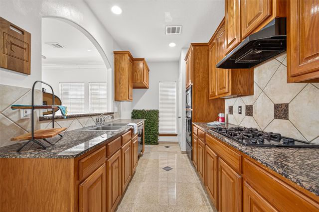 7250 Harmony Cove, Houston, TX 77036