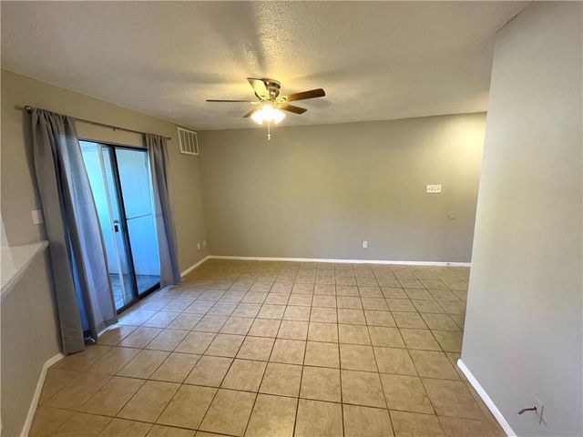 2500 Burleson RD 206, Austin, TX 78741