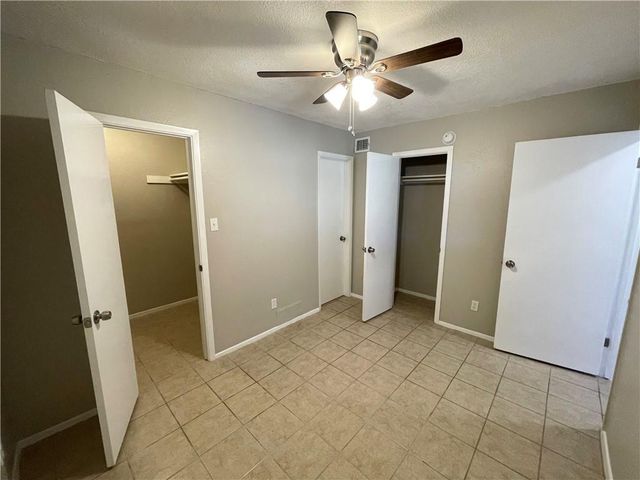 2500 Burleson RD 206, Austin, TX 78741