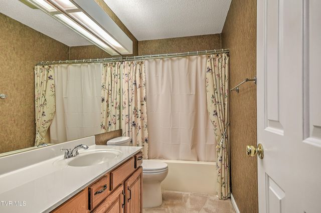 248 Willowbend Drive 248, Kingsport, TN 37660