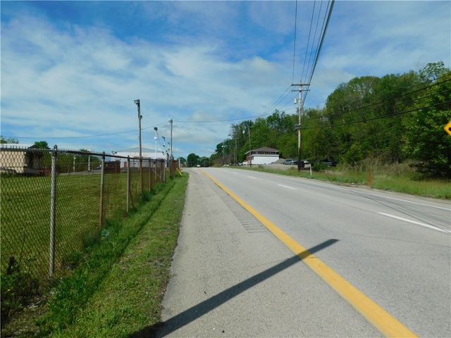 - University Drive, Dunbar Twp, PA 15431