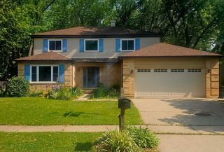 1602 Nightengale Circle, Lindenhurst, IL 60046
