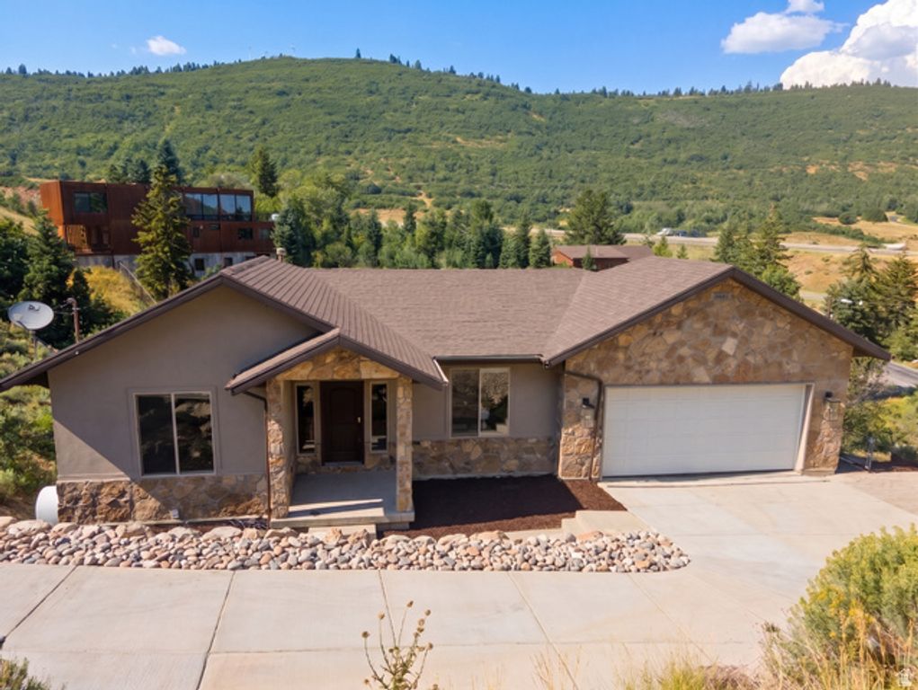 150 N CRESTVIEW DR, Park City, UT 84098 — photo 2
