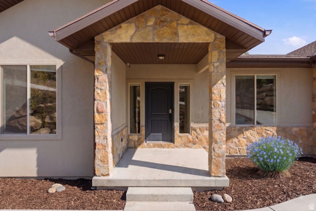 150 N CRESTVIEW DR, Park City, UT 84098 — photo 3