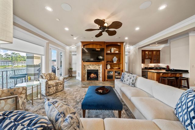 347 Paradise Pt, Hot Springs, AR 71913