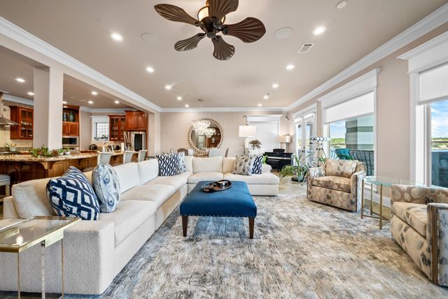 347 Paradise Pt, Hot Springs, AR 71913