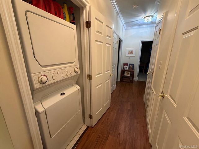 117 Pond View Drive, Port Washington, NY 11050