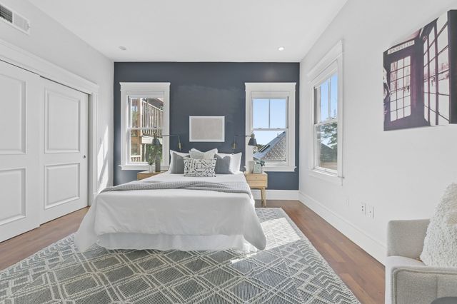 40 Sawyer Ave 1, Boston, MA 02125