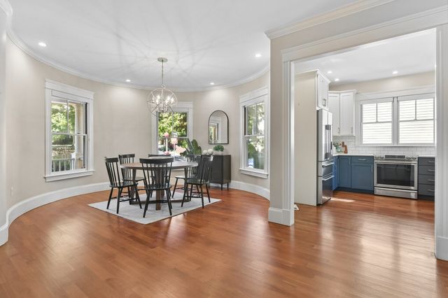 40 Sawyer Ave 1, Boston, MA 02125