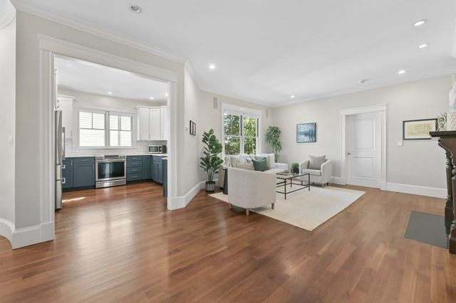 40 Sawyer Ave 1, Boston, MA 02125