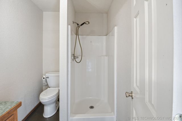 24 Natalie Lane, Kiefer, OK 74041