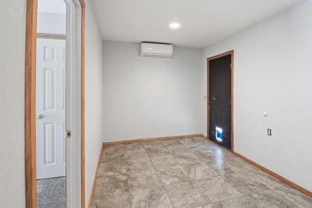 24 Natalie Lane, Kiefer, OK 74041