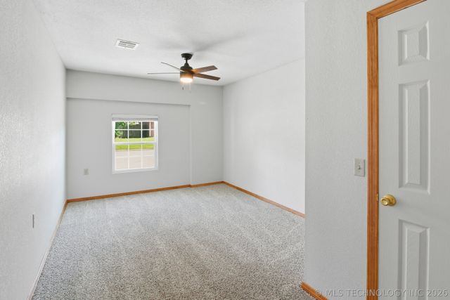 24 Natalie Lane, Kiefer, OK 74041