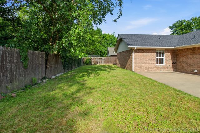 24 Natalie Lane, Kiefer, OK 74041