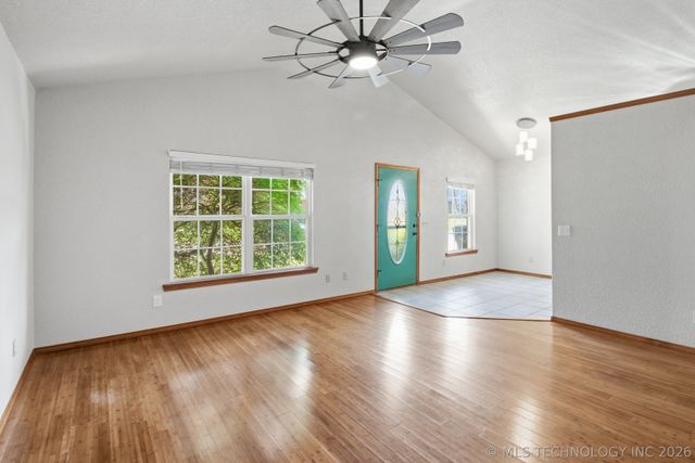24 Natalie Lane, Kiefer, OK 74041