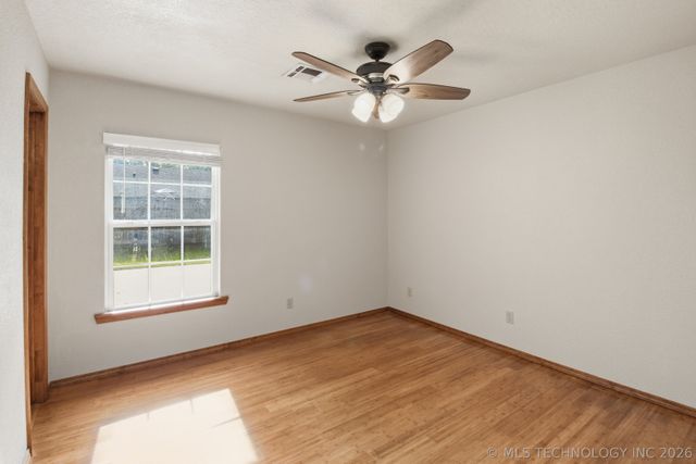 24 Natalie Lane, Kiefer, OK 74041
