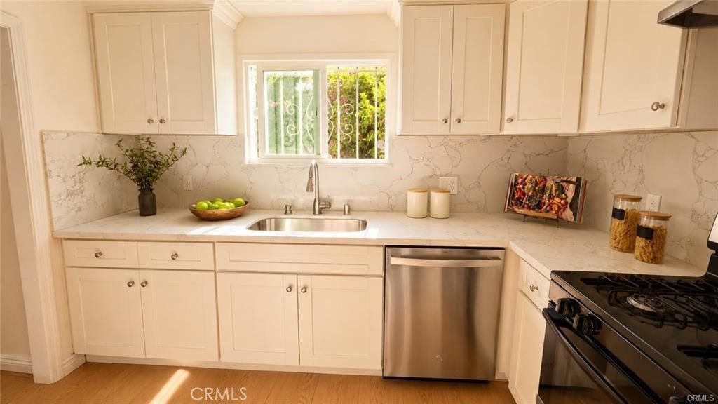 3959 Halldale Avenue, Los Angeles, CA 90062 — photo 3