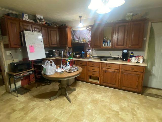 302 N Illinois Avenue, West Frankfort, IL 62896