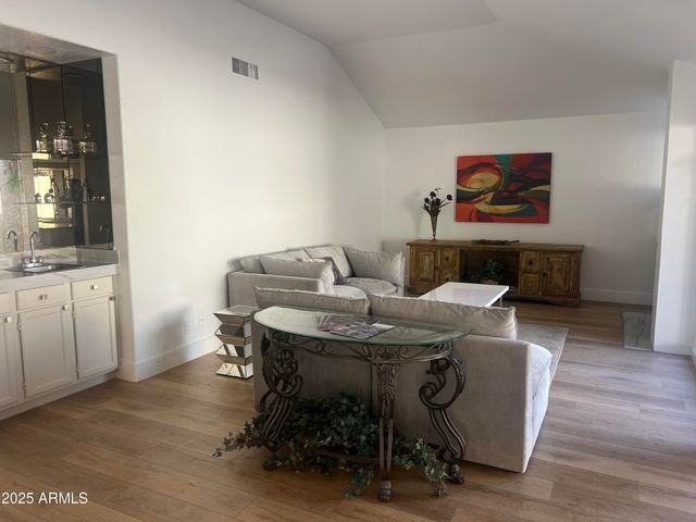 9992 E Carol Avenue, Scottsdale, AZ 85258