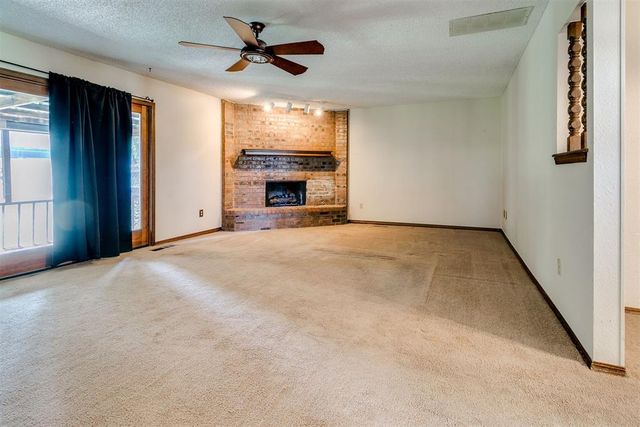 1013 S Morgan Drive, Moore, OK 73160