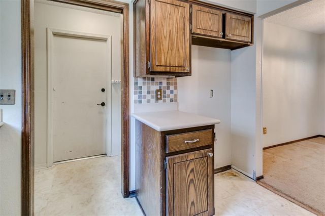 1013 S Morgan Drive, Moore, OK 73160