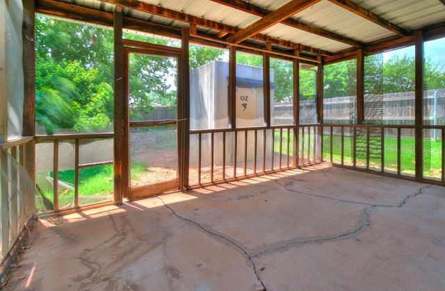 1013 S Morgan Drive, Moore, OK 73160