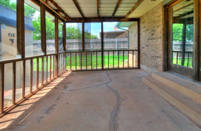 1013 S Morgan Drive, Moore, OK 73160