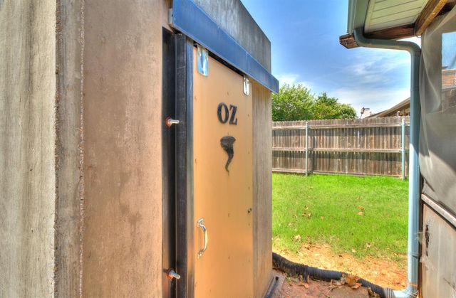 1013 S Morgan Drive, Moore, OK 73160