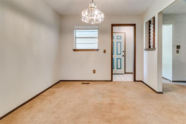 1013 S Morgan Drive, Moore, OK 73160
