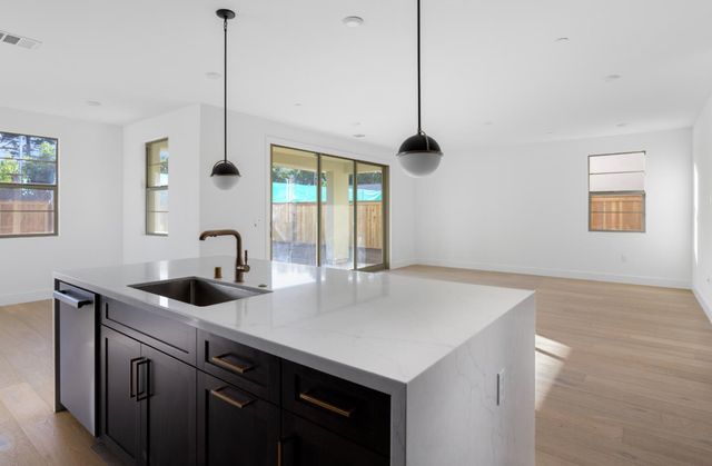 7379 Ailes Court, Gilroy, CA 95020