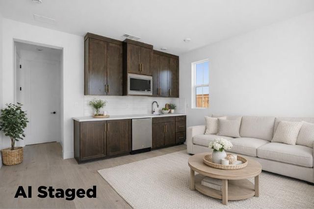 7379 Ailes Court, Gilroy, CA 95020