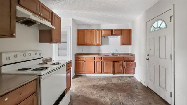 1695 Wilton Drive, Columbus, OH 43227