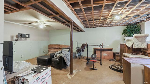 1407 Melbourne Drive, New Haven, IN 46774