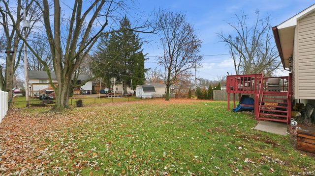 1407 Melbourne Drive, New Haven, IN 46774